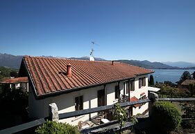 The Cottage on the Lake