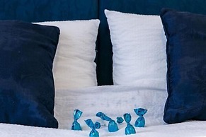 Blue Symphony Apartment