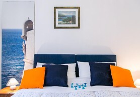 Blue Symphony Apartment