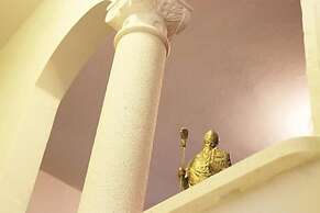 Blue Symphony Apartment