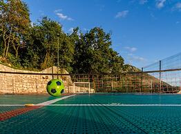 Villa Falcon Rook
