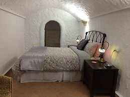 Cueva Romana Adults Only Cave House