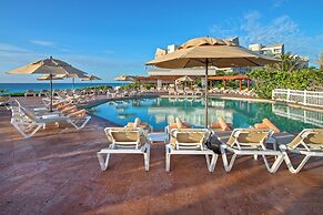 State of the Art beach front Condo