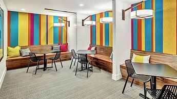 Global Luxury Suites San Mateo