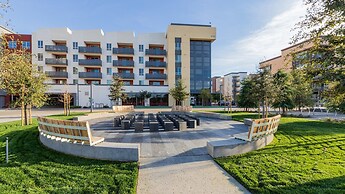 Global Luxury Suites San Mateo