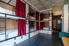 The Central House Madrid Lavapiés - Hostel