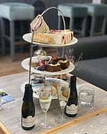 The Roade House Rooms