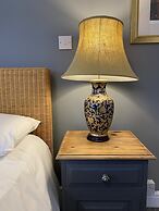 The Roade House Rooms