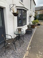 The Roade House Rooms