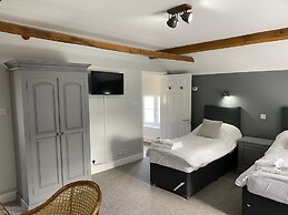 The Roade House Rooms