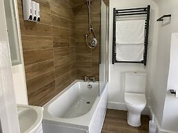 The Roade House Rooms