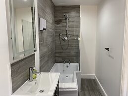 The Roade House Rooms