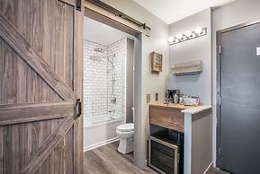 The Shore Club Wisconsin, Ascend Hotel Collection