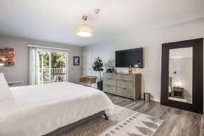 The Shore Club Wisconsin, Ascend Hotel Collection