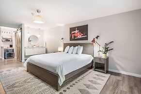 The Shore Club Wisconsin, Ascend Hotel Collection