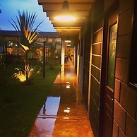 Cálido Cosmos Hotel