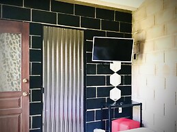 Cálido Cosmos Hotel