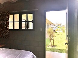 Cálido Cosmos Hotel