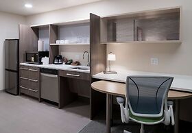 Home2 Suites by Hilton Cape Canaveral Cruise Port, FL