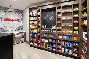 Home2 Suites by Hilton Cape Canaveral Cruise Port, FL