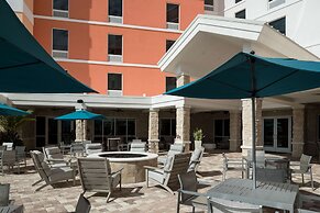 Home2 Suites by Hilton Cape Canaveral Cruise Port, FL