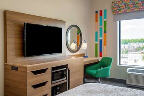 Hampton Inn & Suites Raleigh Midtown