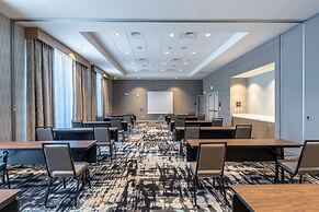 Hampton Inn & Suites Raleigh Midtown