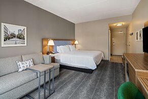 Hampton Inn & Suites Raleigh Midtown