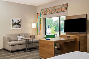 Hampton Inn & Suites Raleigh Midtown