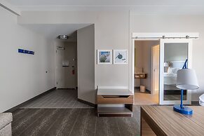 Hampton Inn & Suites Raleigh Midtown