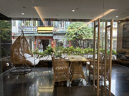 HOTEL YAH HANOI