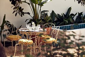 Cristine Bedfor Mahón