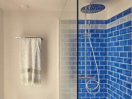 Cristine Bedfor Mahón