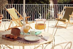 Cristine Bedfor Mahón