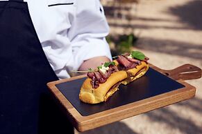 Cristine Bedfor Mahón