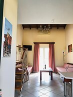 Room in Apartment - L'eremo Luxury Messonete