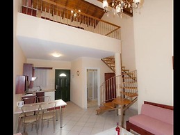 Room in Apartment - L'eremo Luxury Messonete