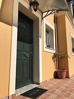 Room in Apartment - L'eremo Luxury Messonete