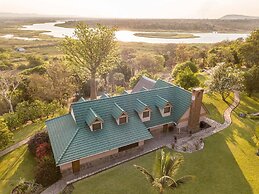 Riverview Lodge & Wellness Centre