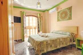 Charming Nerja Hostel