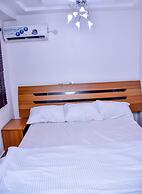 Thrivemax Hotel and Suites