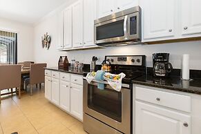 Veranda Palms IHR 1004