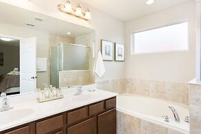 Amazing 6 Bedroom House