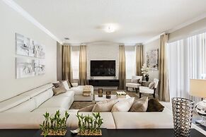 Amazing 6 Bedroom House