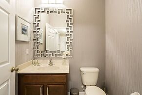 Amazing 6 Bedroom House