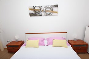 Rooms and Apartment Luana