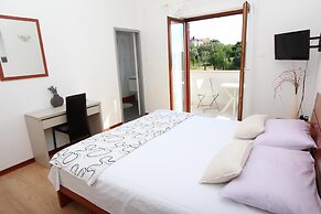 Rooms and Apartment Luana