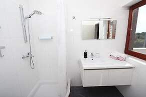 Rooms and Apartment Luana