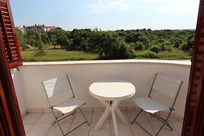 Rooms and Apartment Luana