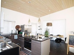 Golden Circle Luxury Villa